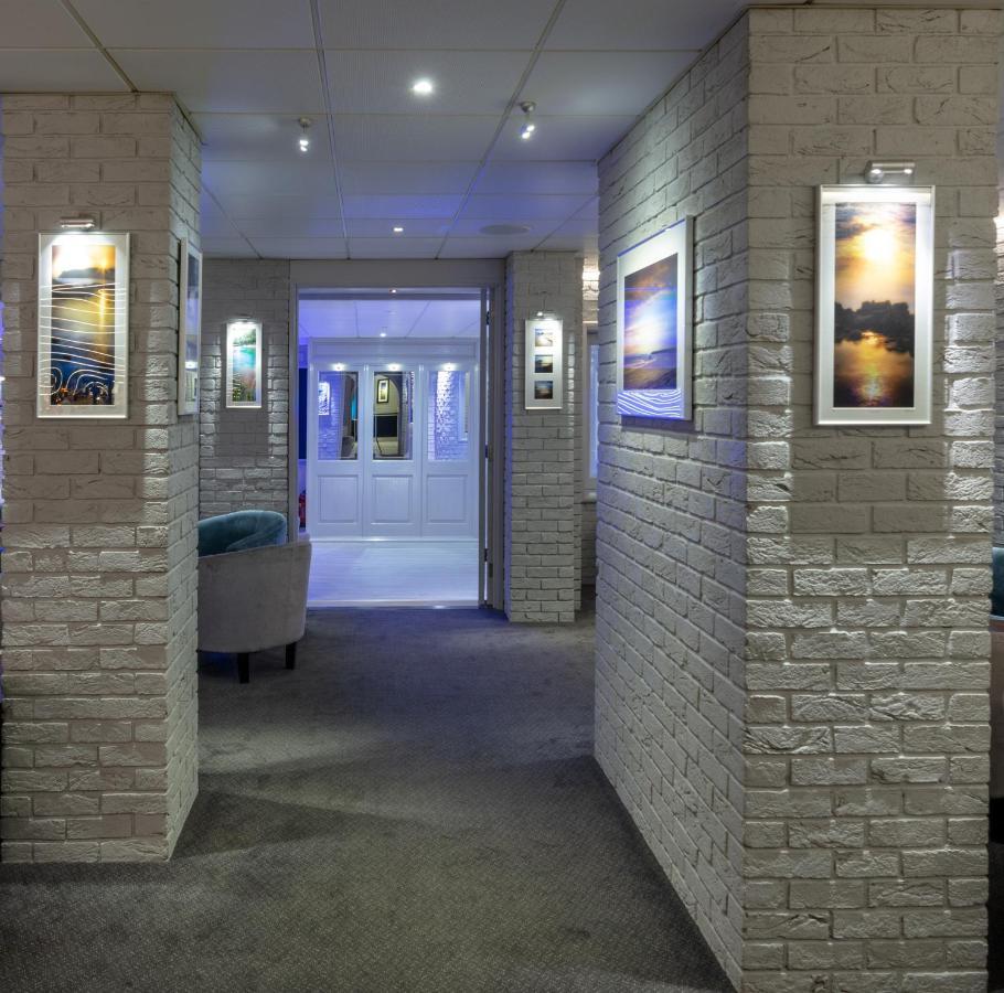 Hotel Ambassadeur Saint Clement Esterno foto