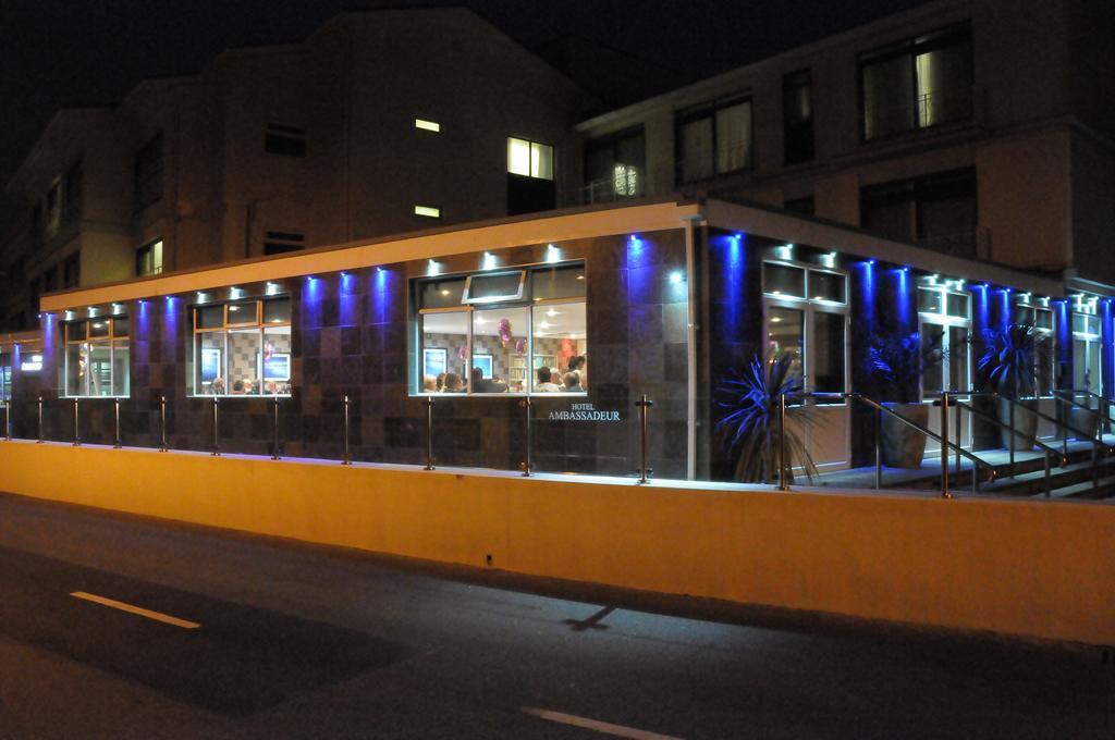 Hotel Ambassadeur Saint Clement Esterno foto