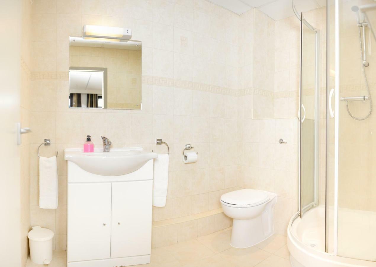 Hotel Ambassadeur Saint Clement Esterno foto